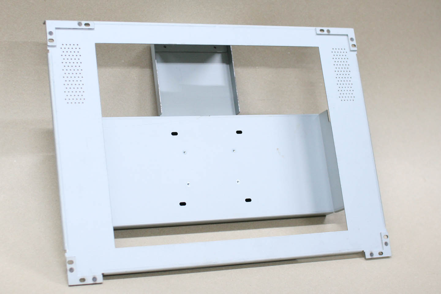 汎用LCDモニター用フレームの写真
